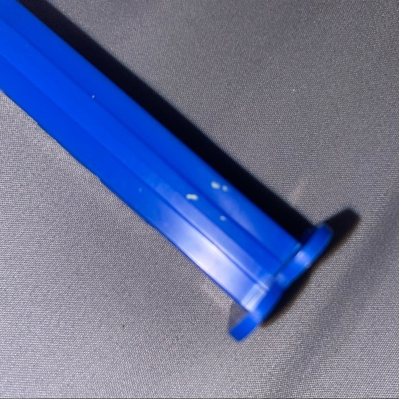 captian marvel pez dispenser - Picture 4 of 4